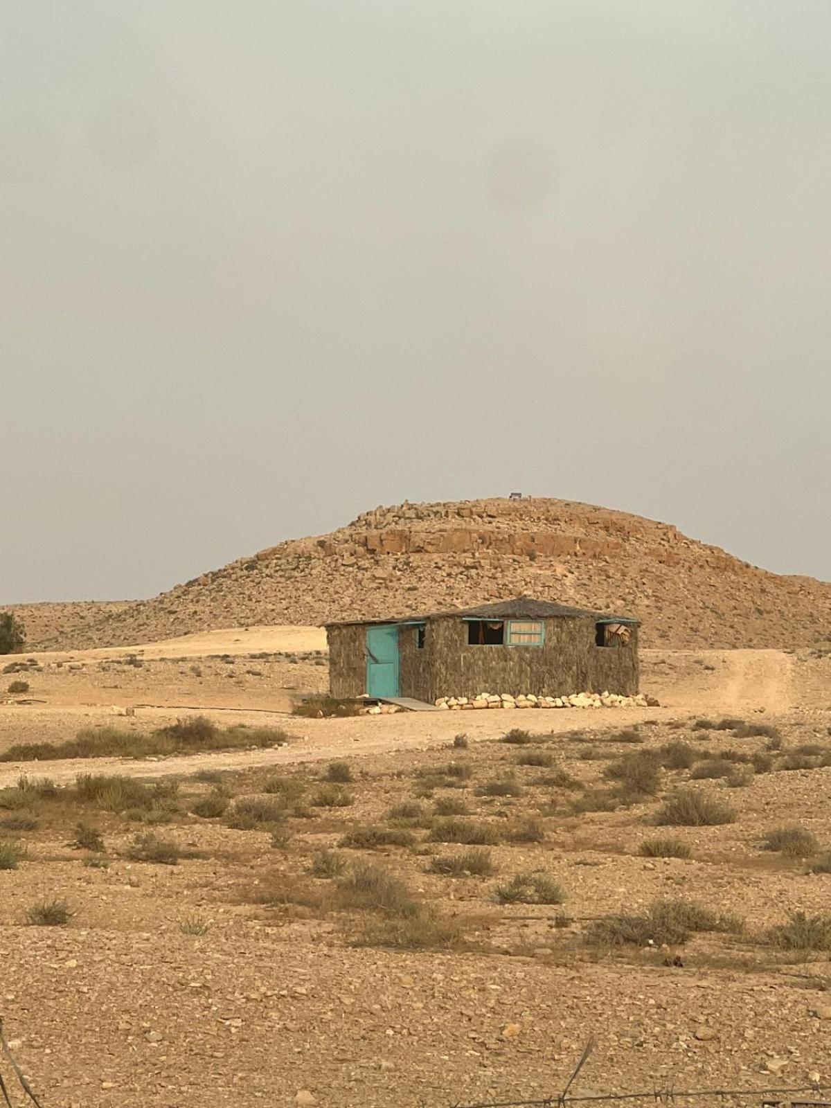 Succah In The Desert Mitzpe Ramon Exterior photo